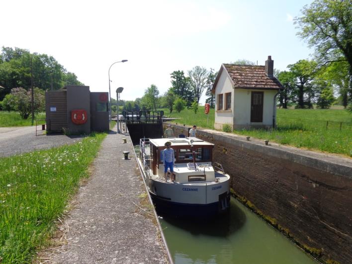 Hausbooturlaub in Niderviller - Kormoran Kuhnle-Tours - Törnbericht