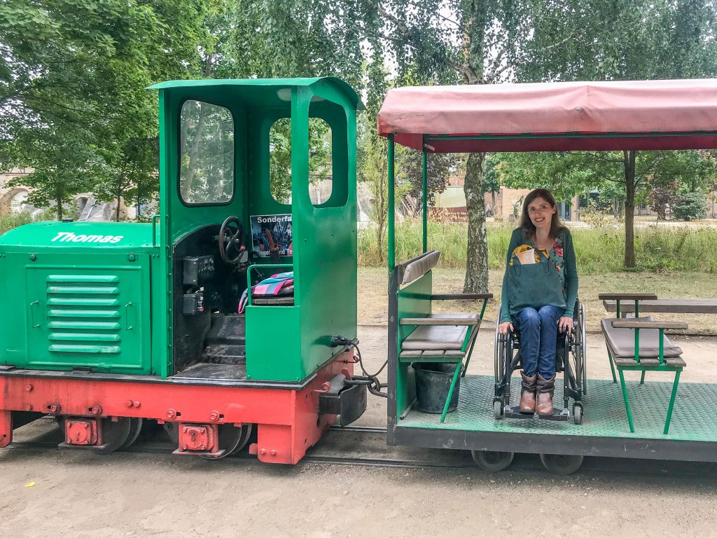 Barrierefrei durch den Ziegeleipark Mildenberg. Ausflugstipp für Hausbooturlauber. 