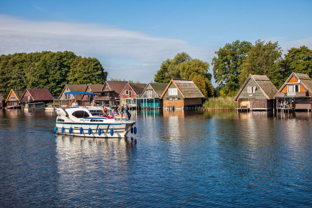 Haines - Hausboot -Kuhnle-Tours