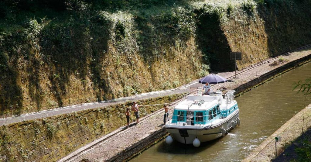 vetus - Hausboot - Kuhnle -Tours