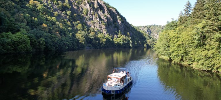 Unser Revier: Über Moldau und Elbe Unser Revier: Über Moldau und Elbe